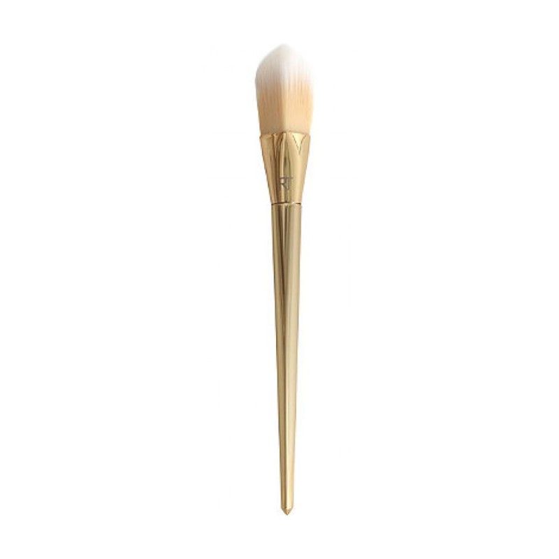 Real Techniques 102 Triangle Concealer