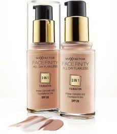 Max Factor Facefinity 3in1 Foundation - 40 Light Ivory 30ml