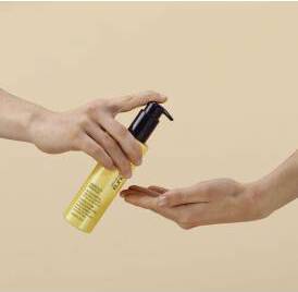 shu uemura Essence Absolue Oil in Cream 150 ml (2)