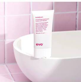 Evo Lockdown Smoothing Treatment 150ml - Leave-in (2)